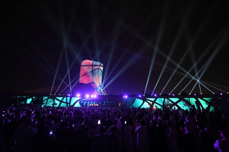 “إثراء” يُعايد زواره بأنشطة وعروض أدائية وموسيقية تنطلق ثاني أيام العيد