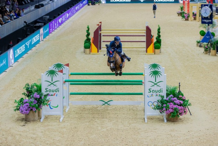 35 يوماً تجهز مقر “كأس العالم لقفز الحواجز والترويض”