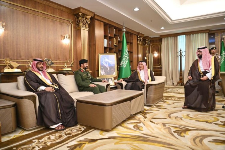 أمير جازان يرعى مراسم اتفاقية تعاون بين مديرية السجون وجمعية التوعية بأضرار المخدرات بالمنطقة