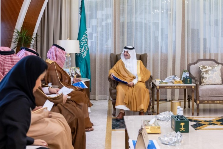 أمير الشرقية يستقبل أعضاء مجلس شباب المنطقة