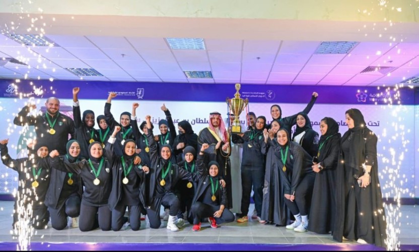 وكيل إمارة بالشمالية يتوج الأهلي بلقب ‎دوري سيدات اليد