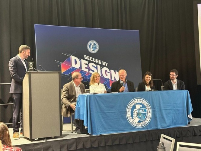 شركات التقنية تتسابق في التطوير الآمن للمنتجات والكشف عن الثغرات الأمنية