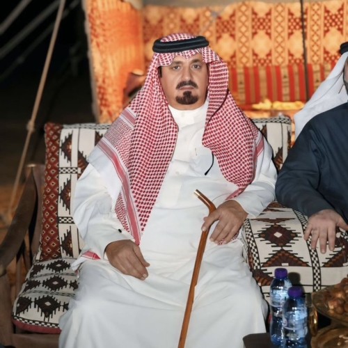 زيارة عدد من الضيوف والزملاء لسعادة اللواء “عبد الهادي بن عقيل بن هادي في مضيف بن هادي. في الروض