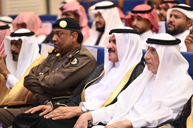 محافظ أبو عريش يرعي حفل جمعية الأحياء بجازان