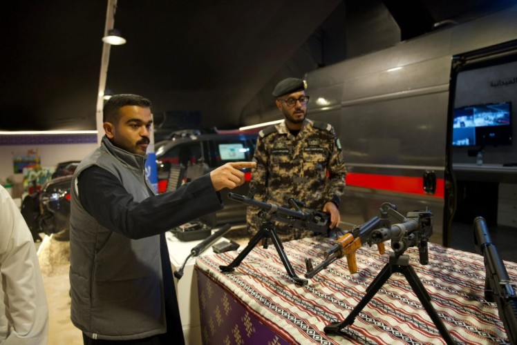 قوات أمن المنشآت تشارك في معرض واحة الأمن بمهرجان الملك عبدالعزيز للإبل