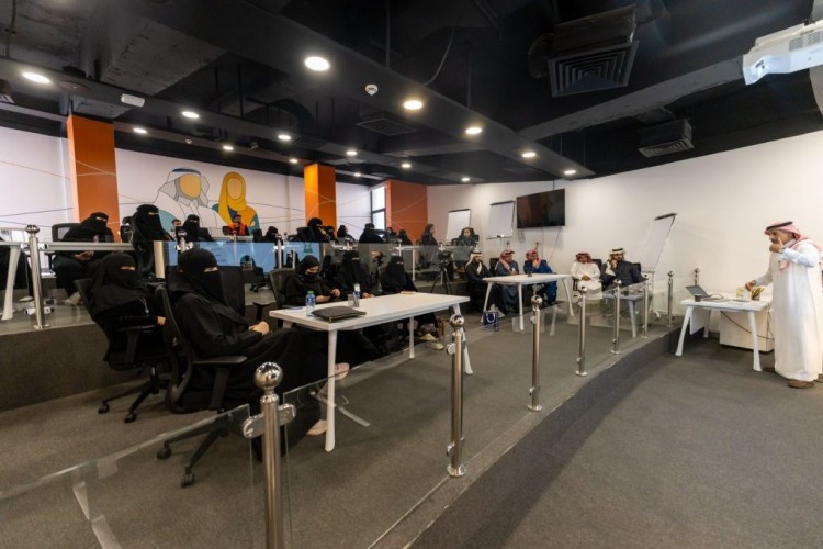 “متمم” ينظّم محاضرة عن أهمية تحديد الأهداف المالية