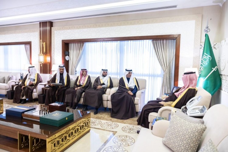 نائب أمير الشرقية يستقبل محافظ الهيئة السعودية للمواصفات والمقاييس والجودة