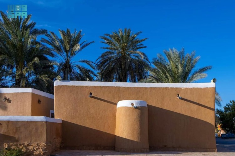 مع الحفاظ على طابعه التراثي.. مسجد الفويهي بسكاكا يخضع للترميم ضمن مشروع الأمير محمد بن سلمان لتطوير المساجد التاريخية