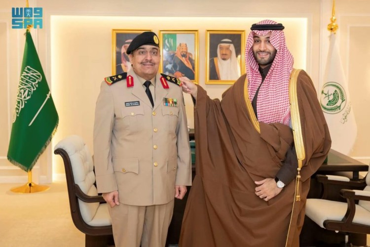 نائب أمير الجوف يقلّد قائد حرس الحدود بالمنطقة اللواء الركن صالح البلوي رتبته الجديدة