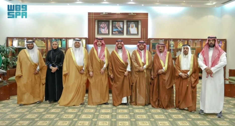 محافظ الخرج يبحث تعزيز السياحة في المحافظة مع غرفة الخرج