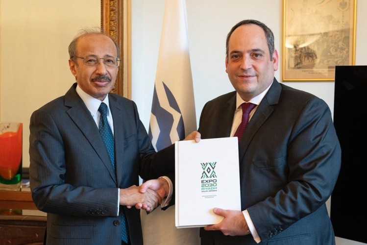 سفير المملكة لدى فرنسا يُسلم رسميًا ملف تسجيل الرياض إكسبو 2030 للمكتب الدولي للمعارض
