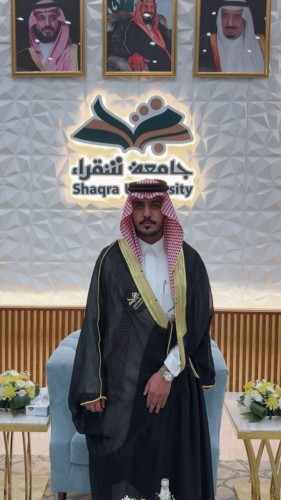 “علي القنور” يحصل على درجة البكالوريوس في القانون من جامعة شقراء