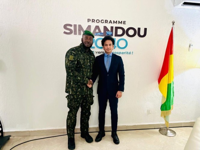 سفير المملكة في غينيا الدكتور “فهاد الرشيدي” يلتقي كبار المسؤولين في كوناكري لمناقشة أوجه التعاون