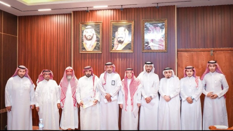 اجتماع بمحافظة أضم لتأسيس «الجمعية التعاونية للنحالين» وتعزيز قطاع العسل