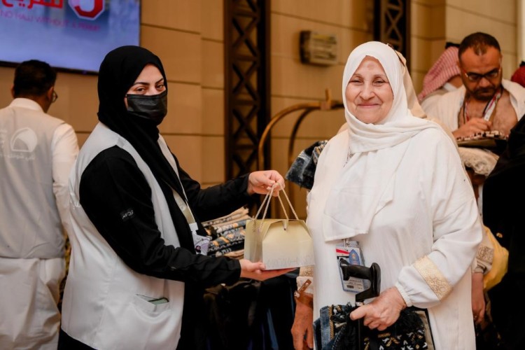 «إكرام الضيف» تستقبل الفوج الأول من حجاج مصر وتُنظّم حفل ترحيب خاص ضمن برامجها لخدمة ضيوف الرحمن