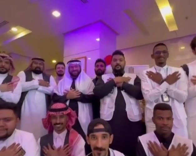 «استقبال مؤثر لحجاج سوريا».. امتنان وترحيب يعكس دعم المملكة لمختلف الشعوب في موسم الحج