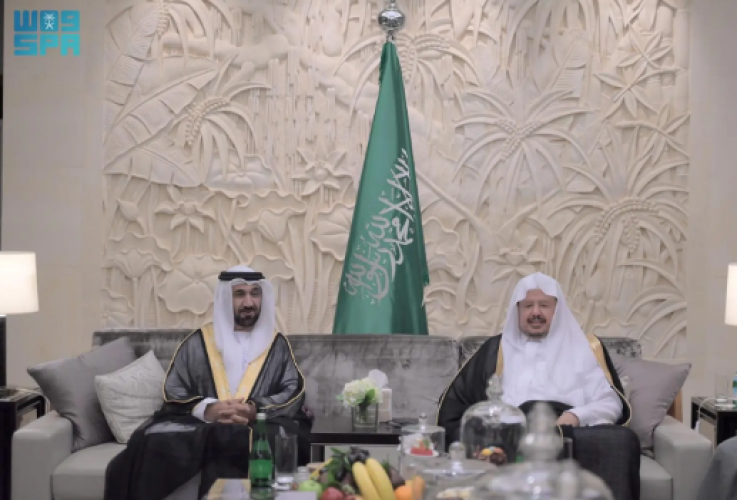 رئيس الشورى يلتقي رئيس البرلمان العربي في جاكرتا ويبحثان تعزيز العمل البرلماني المشترك