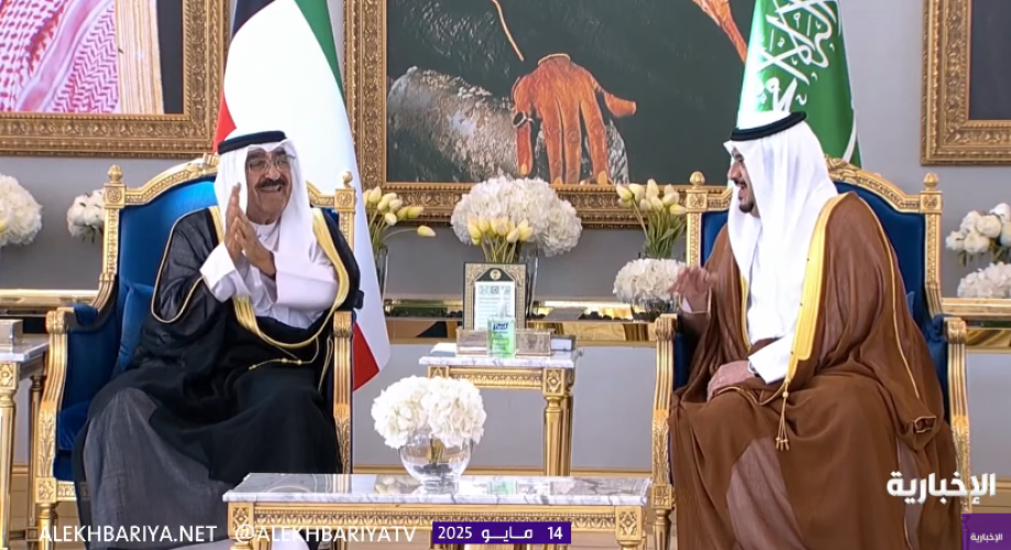بالفيديو: أمير الكويت يصل الرياض للمشاركة في القمة الخليجية الأمريكية