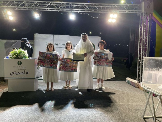 “فرع وزارة البيئة والمياه والزراعة، ممثلًا بمكتب الوزارة بمدينة سكاكا، يُقيم فعالية (أضحيتي) لتعزيز الوعي المجتمعي”