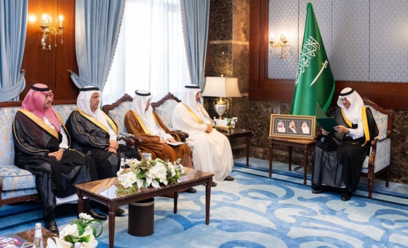 «محافظ الأحساء» يطّلع على الاستعدادات لبرنامج «تحدي البقاء» الصيفي لرعاية الأيتام