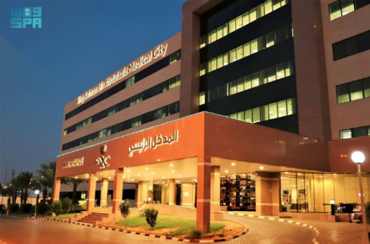 «الرعاية العاجلة» تنقذ حاجة عراقية من نزيف دماغي حاد في مدينة الملك سلمان الطبية