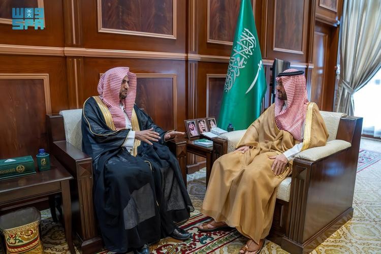 «نائب أمير حائل» يستقبل رئيس محكمة الاستئناف ويشيد بدور القضاء في تسريع إنهاء القضايا