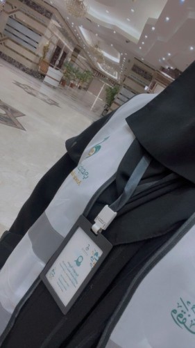 «رفعة العنزي» تحصد ثلاث رخص مهنية في العمل التطوعي وتؤكد حضور المرأة في ميادين العطاء