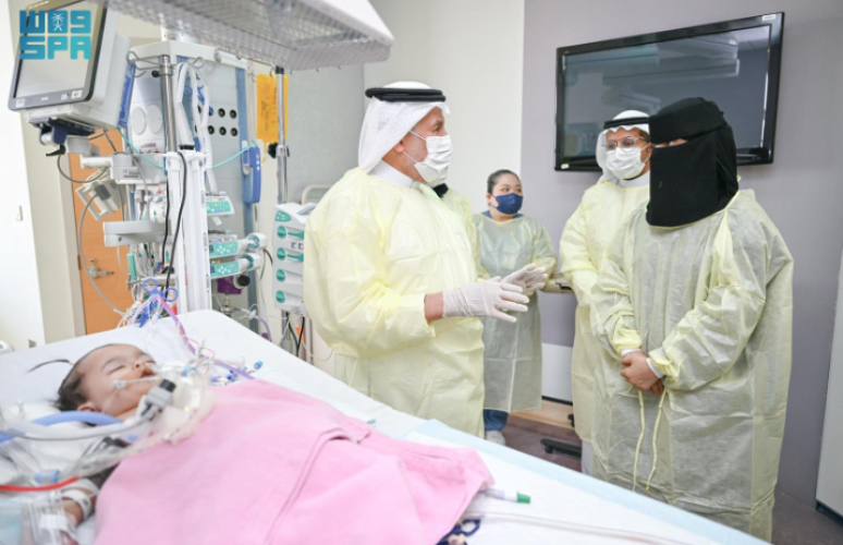 الدكتور الربيعة يكشف عن استقرار حالة التوأم الملتصق السعودي “يارا ولارا”