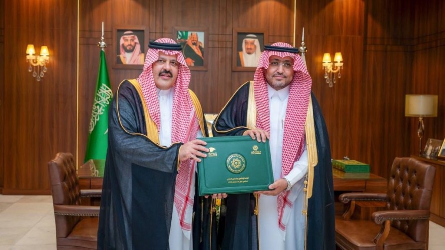 الأمير عبدالعزيز بن سعد يطّلع على تقرير الرصد الإعلامي والتحليل الرقمي لمنتدى حائل للاستثمار 2025