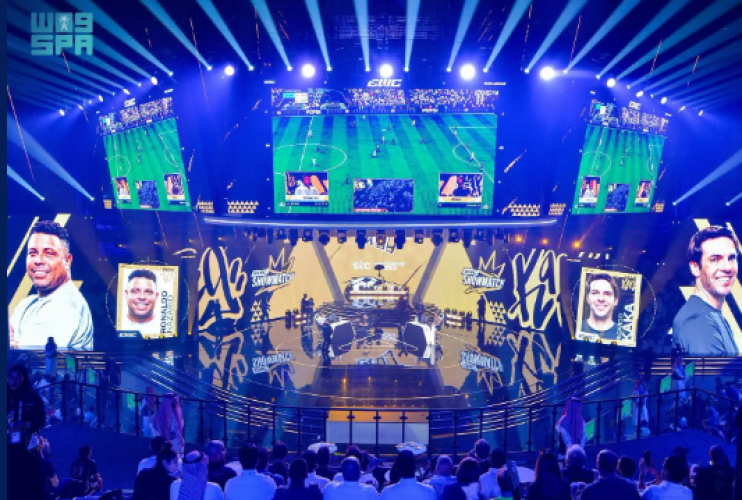 كاكا يتفوق على رونالدو في “ديربي” كأس العالم للرياضات الإلكترونية 2025