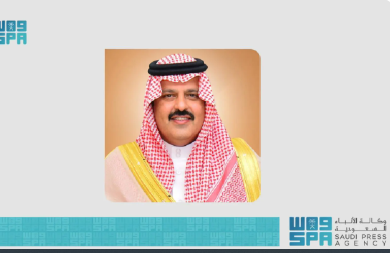 أمير حائل يعزي أسرة الشبرمي في وفاة نجاح بنت سليمان الشبرمي