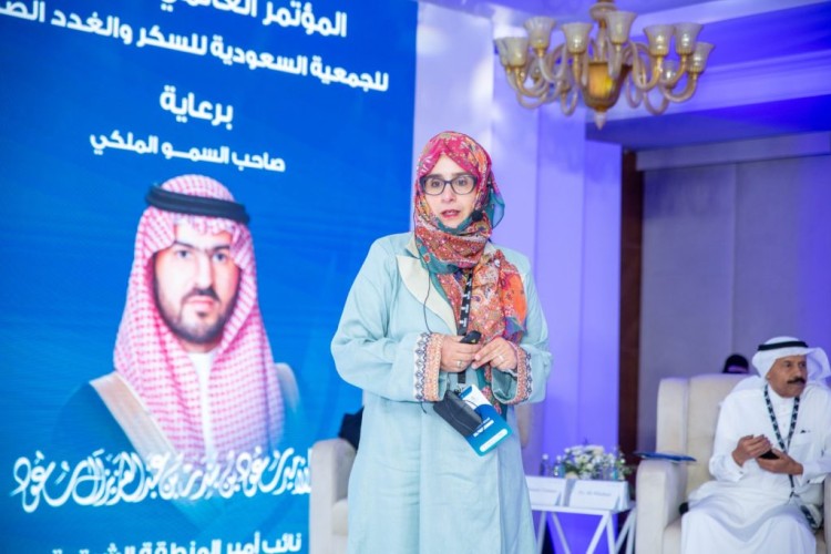 استشارية: فئات من مرضى السكري يهددهم الصيام بمضاعفات خطيرة.. وتحذير للحوامل ومرضى القلب والكلى