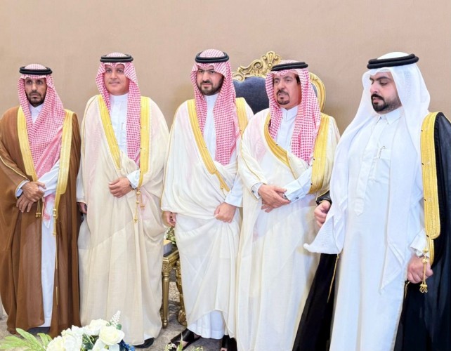 نائب أمير الشرقية الأمير سعود بن بندر يشرف حفل زفاف حمد بن فيصل الهاجري
