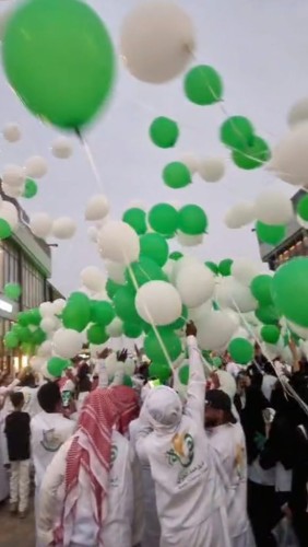 فريق “هِمّة التطوعي” يشارك بفعاليات متنوعة في احتفالات اليوم الوطني الـ95 بواجهة جازان البحرية