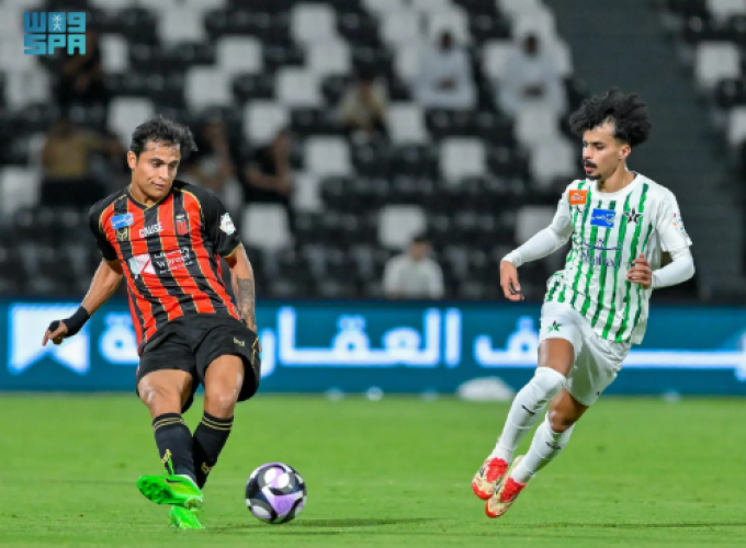 الرياض يفوز على النجمة 2-1 ويحقق أول نقاطه في دوري روشن