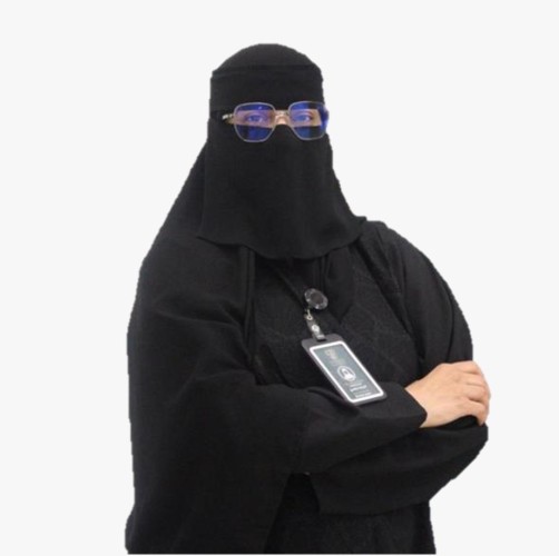 المحامية و المستشارة القانونية شريفة جعفري ضمن مبادرات العيادات المجانية للاستشارات القانونية