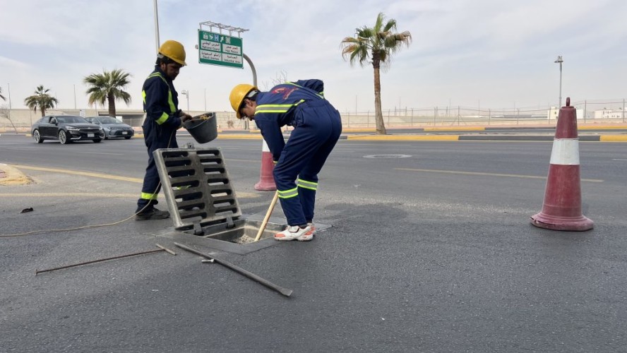 الاحساء : جاهزية 98 ” محطة ومضخة ” لموسم الامطار