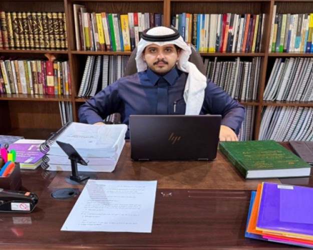 “أم القرى” تمنح محمد الغامدي الدكتوراه بتقدير “ممتاز” مع مرتبة الشرف الأولى