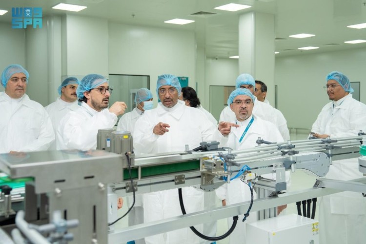 930 مليون ريال استثمارات جديدة لتعزيز الأمن الدوائي وتوطين الصناعات الطبية