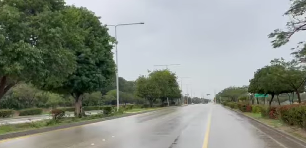 الجبيل الصناعية.. بنية تحتية متطورة تدرأ مخاطر السيول وتجسد كفاءة التخطيط (شاهد)