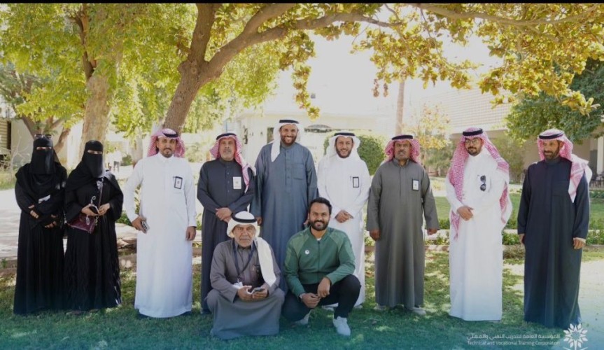 شراكة تعليمية سياحية.. وفد “نجوم السياحة” في ضيافة “تقنية البيئة” ببريدة
