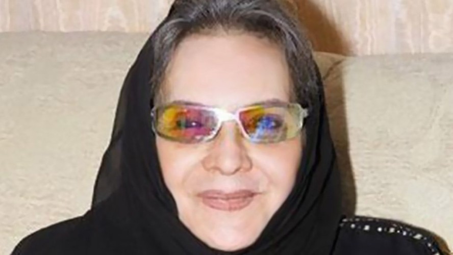 الموت يغيب الشاعرة السعودية ثريا قابل