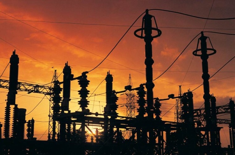 خلل أم فعل فاعل؟.. انقطاع الكهرباء في جميع أنحاء العراق