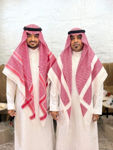 في أجواء من الفرح.. عقد قران وليد عولقي على ابنة محمد شعيبي بأبو عريش