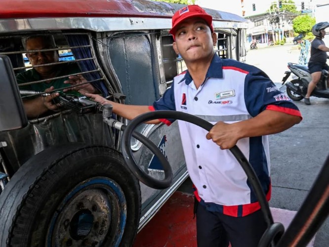 هل تتوقف الطائرات؟.. حالة طوارئ في الفلبين لمواجهة نقص الوقود وتهديدات إمدادات الطاقة