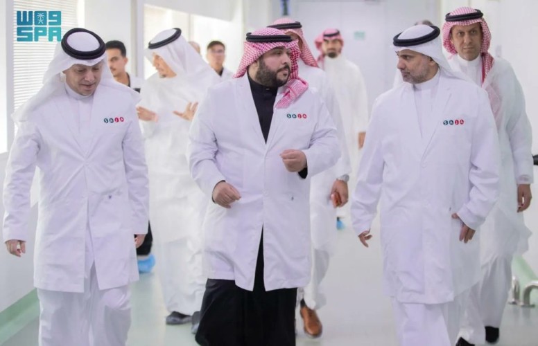 بتكلفة تجاوزت 209 ملايين ريال.. وزير الصحة يتفقد جاهزية مستشفى الليث العام