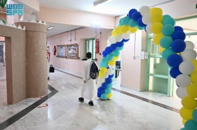 ​”أطفال جائحة كورونا” إلى مقاعد الدراسة.. التعليم تكشف ضوابط القبول الجديدة