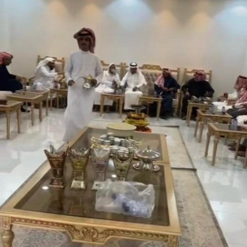 ديوان القعابيب بحائل لصاحبه خالد بن خنفور بن قعبوب يجمع الأعيان في ليلة “شبات حائل”