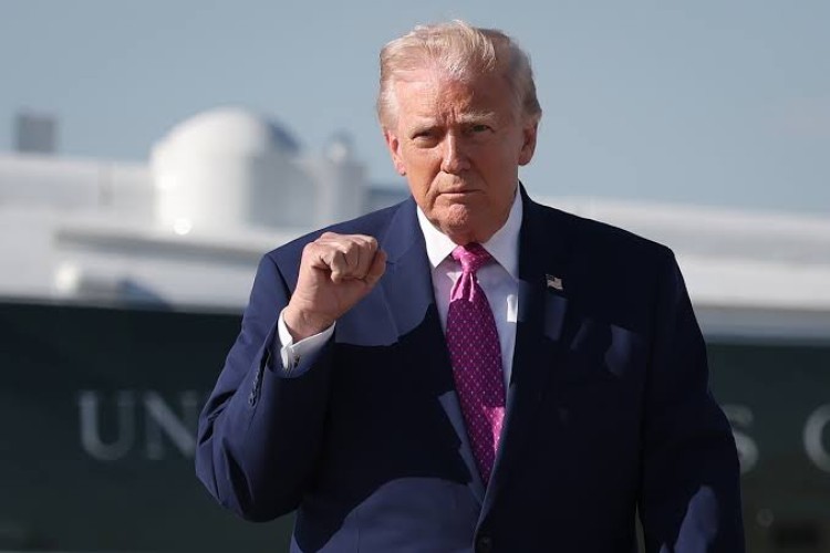 خسائر بـ 500 مليون دولار يومياً.. ترمب يكشف كواليس خنق الاقتصاد الإيراني