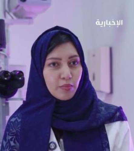 بصمة سعودية في واشنطن.. الدكتورة رفاه فيرق تحصد جائزتين عالميتين في جراحة العيون (شاهد)